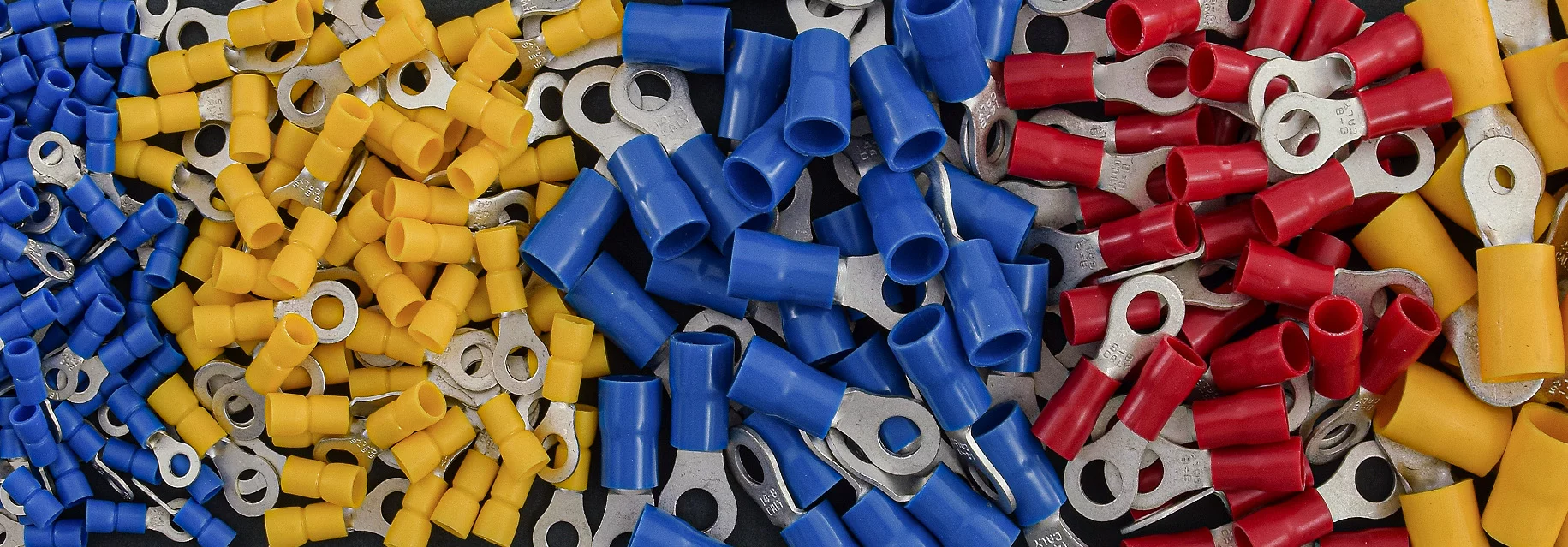 Szigetelt szemes saruk