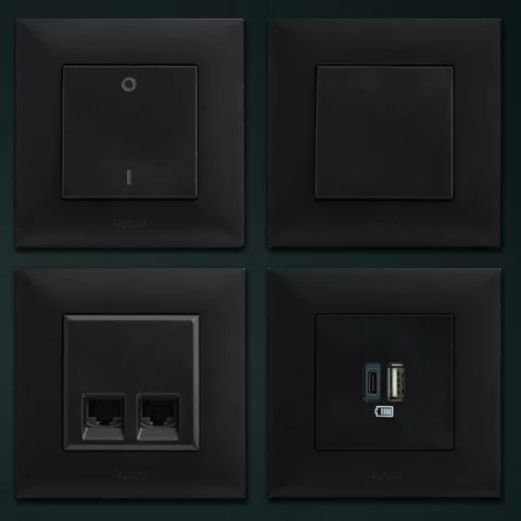 Fekete - Legrand Niloé Step