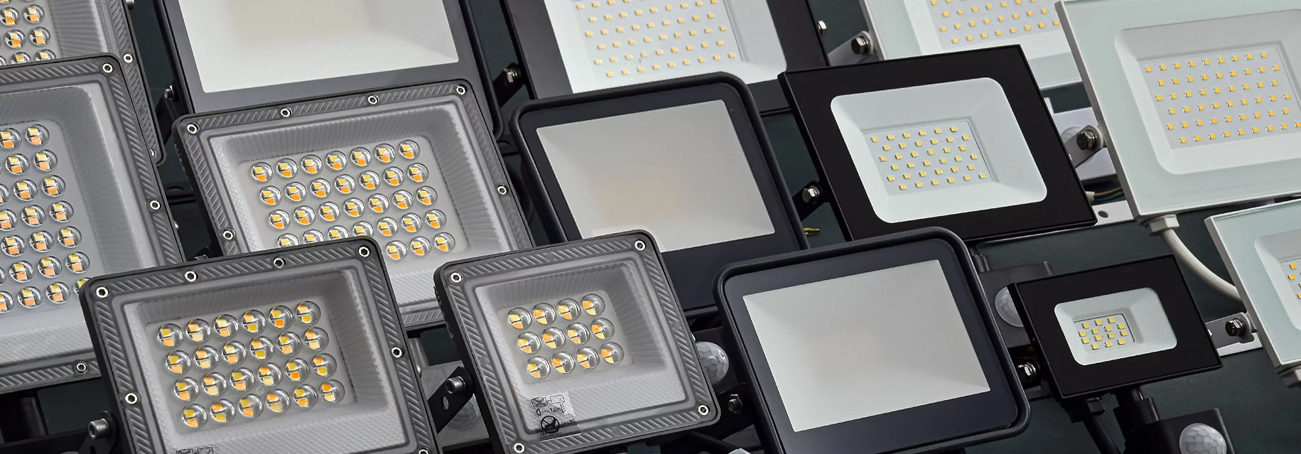 Mozgásérzékelős LED Reflektorok