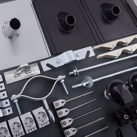 Szondák, bilincsek és egyéb mérőhely szerelési anyagok