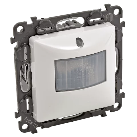 MEGSZŰNT_Legrand Valena Life Mozgásérzékelő 0-50W LED + minden fényforráshoz fehér 752173