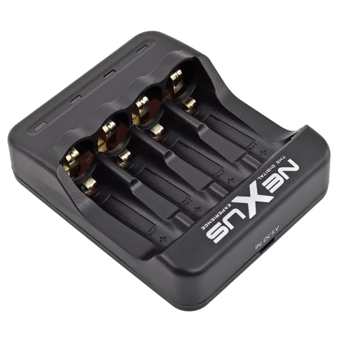 Akkumulátor töltő USB-s 4x AA / AAA KIFUTÓ