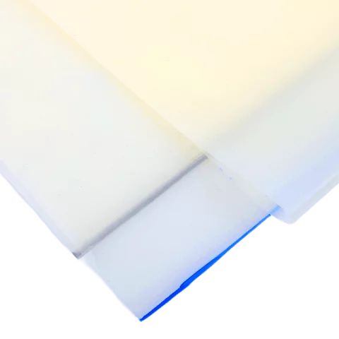 Szigetelő Fólia 0,3x1300x2500mm 1000V KIF-FAM 2,5méter 26-MP-35