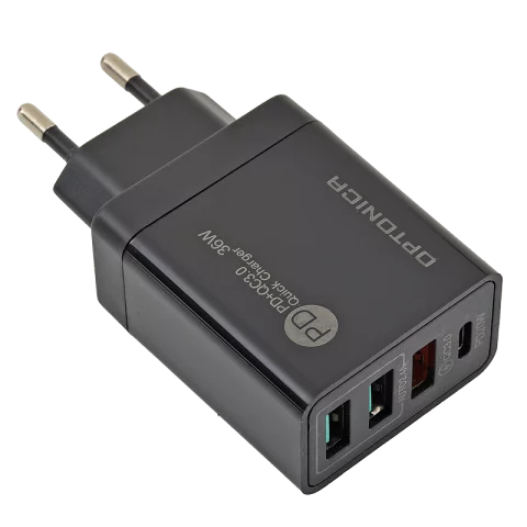 Hálózati gyorstöltő adapter 3xUSB-A 1xUSB-C PD 20W telefon töltő adapter 36W Fekete Optonica 9510