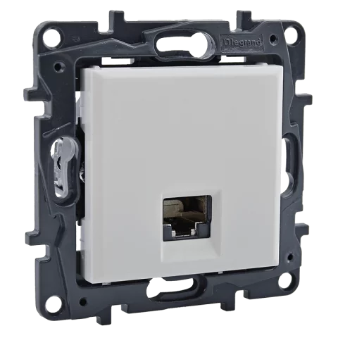 Legrand Niloé Step RJ45 Cat6A UTP internet aljzat fehér 863167