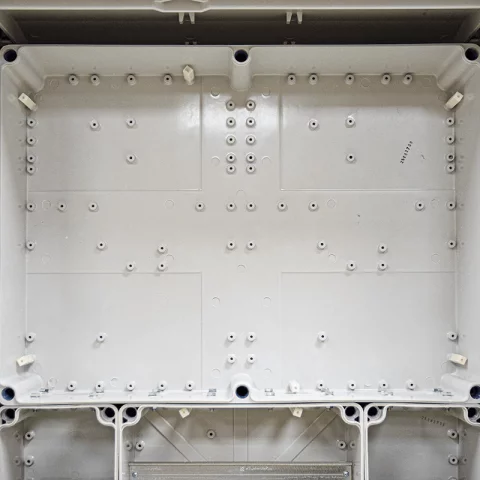 Csatári Plast PVT-K-L Á-V Fm-U 1/3 fázisú kombinált villanyóra szekrény lábazattal (n+é) földkábeles