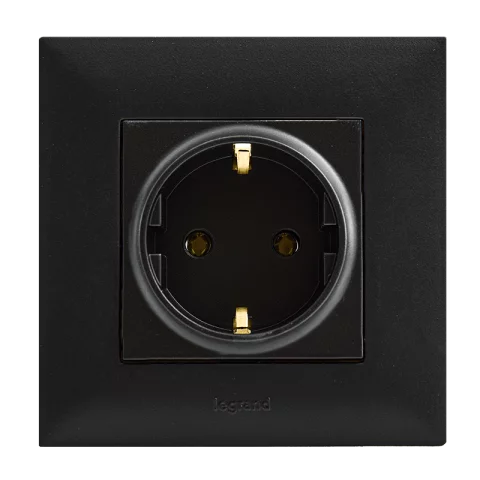 Legrand Niloé Step Dugalj 2P+F konnektor csavaros bekötés fekete 863521