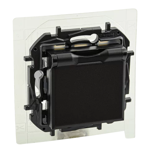 Legrand Niloé Step Dugalj 2P+F konnektor IP44 csapfedeles GYV rugós bekötés fekete 863523