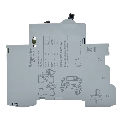 Schneider Hibajelző segédérintkező 1 C/O váltóérintkező 24-415V SD kioldóegység Easy9 PRO SD